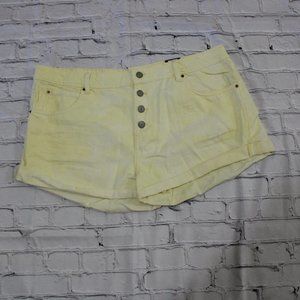 No Boundaries Juniors' Low-Rise Button-Front Shorts